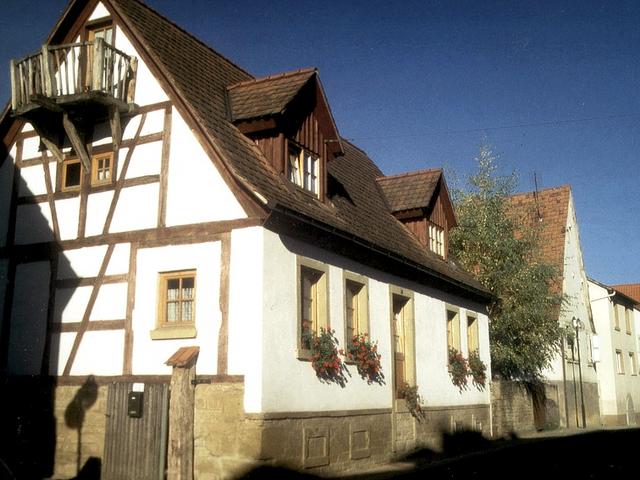 Winzerhof Bregler Weingut & Gästehaus - buitenkant