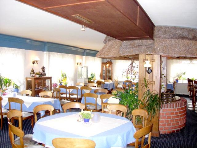 Hotel und Restaurant Teestube am Seedeich & Harlekin-Pub - Restaurang