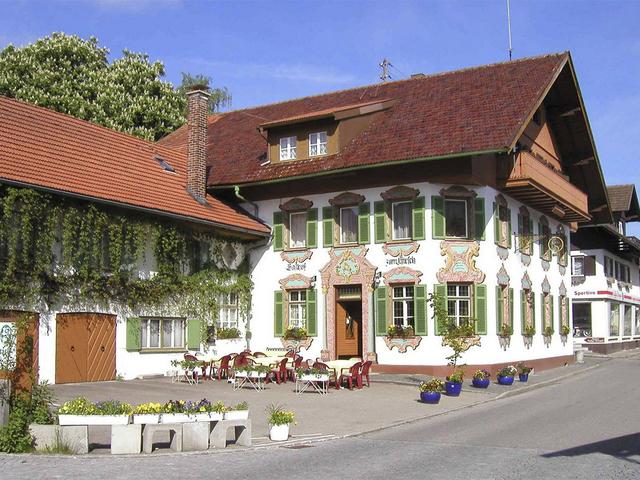 Gasthof Zum Hirsch -329 Jahre Tradition- - buitenkant