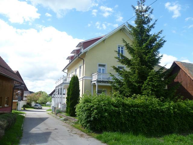 Landgasthof zur Post & Gästehaus Altes Schulhaus - buitenkant