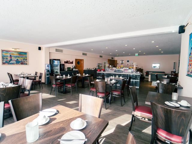 Hotel Well - Restaurant