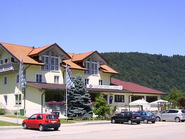 Gasthof Hotel Zur Post - Vista al exterior