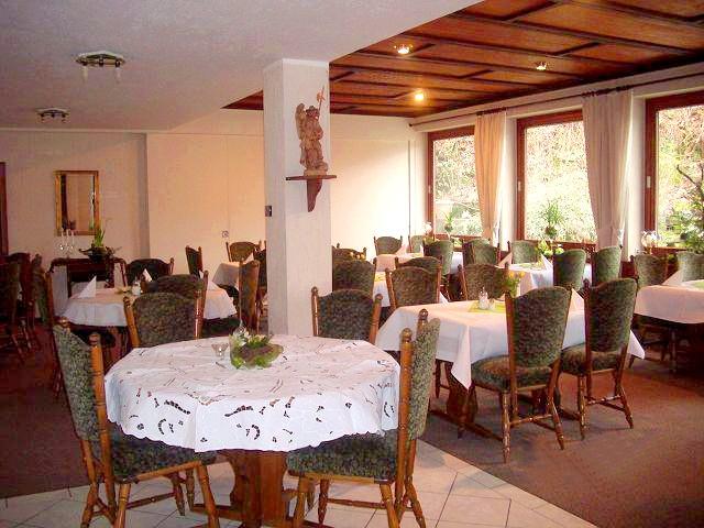 Landhotel Gasthof Pingel - Εστιατόριο