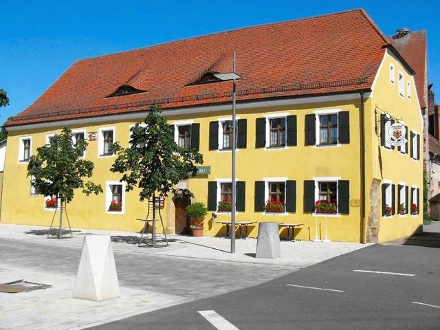 Schlo&szlig;-Hotel Hirschau - Vu d'ext&eacute;rieur