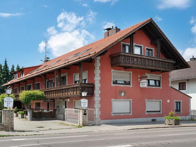 G&auml;stehaus Kn&ouml;delhof - Outside