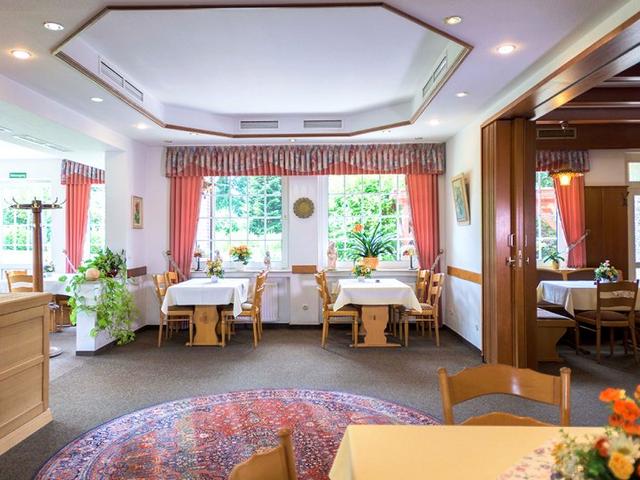 Hotel-Restaurant-Café Nüse - Restoran