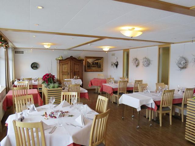 Hotel Sternen - &Epsilon;&sigma;&tau;&iota;&alpha;&tau;ό&rho;&iota;&omicron;