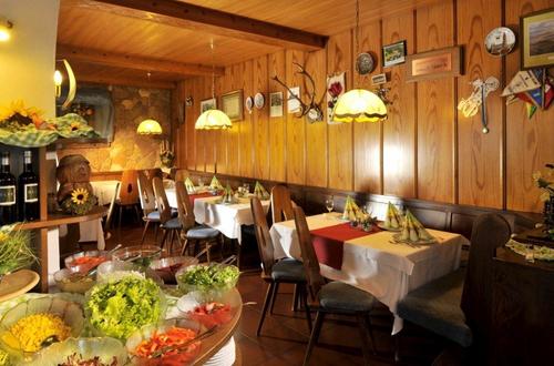 Imagem: Restaurant Zum Hirsch