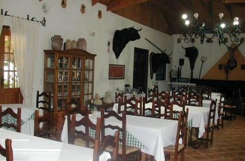 imagine: Restaurante Los Monteros