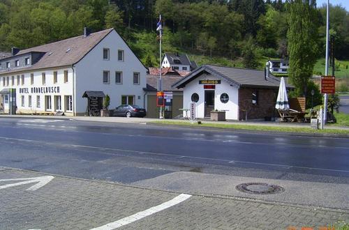 图片: Imbis am Ferienhaus Höddelbusch